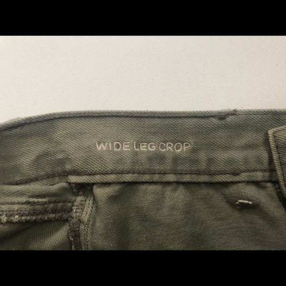 American Eagle Cropped Green Jeans - Picture 4 of 4